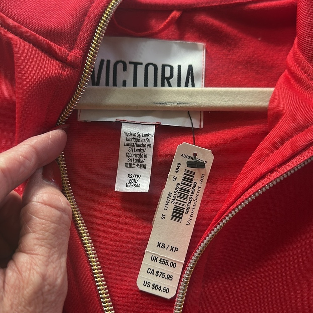 Victoria Sport Red Track Pants & Joggers - Picture 9 of 16